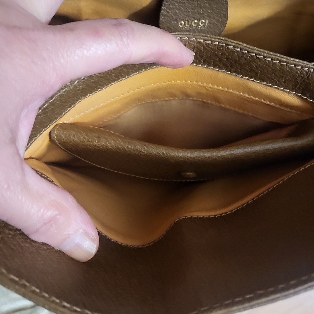 (SOLD)Authentic vintage (1970's ) Gucci bamboo top handle bag - Picture 16 of 16